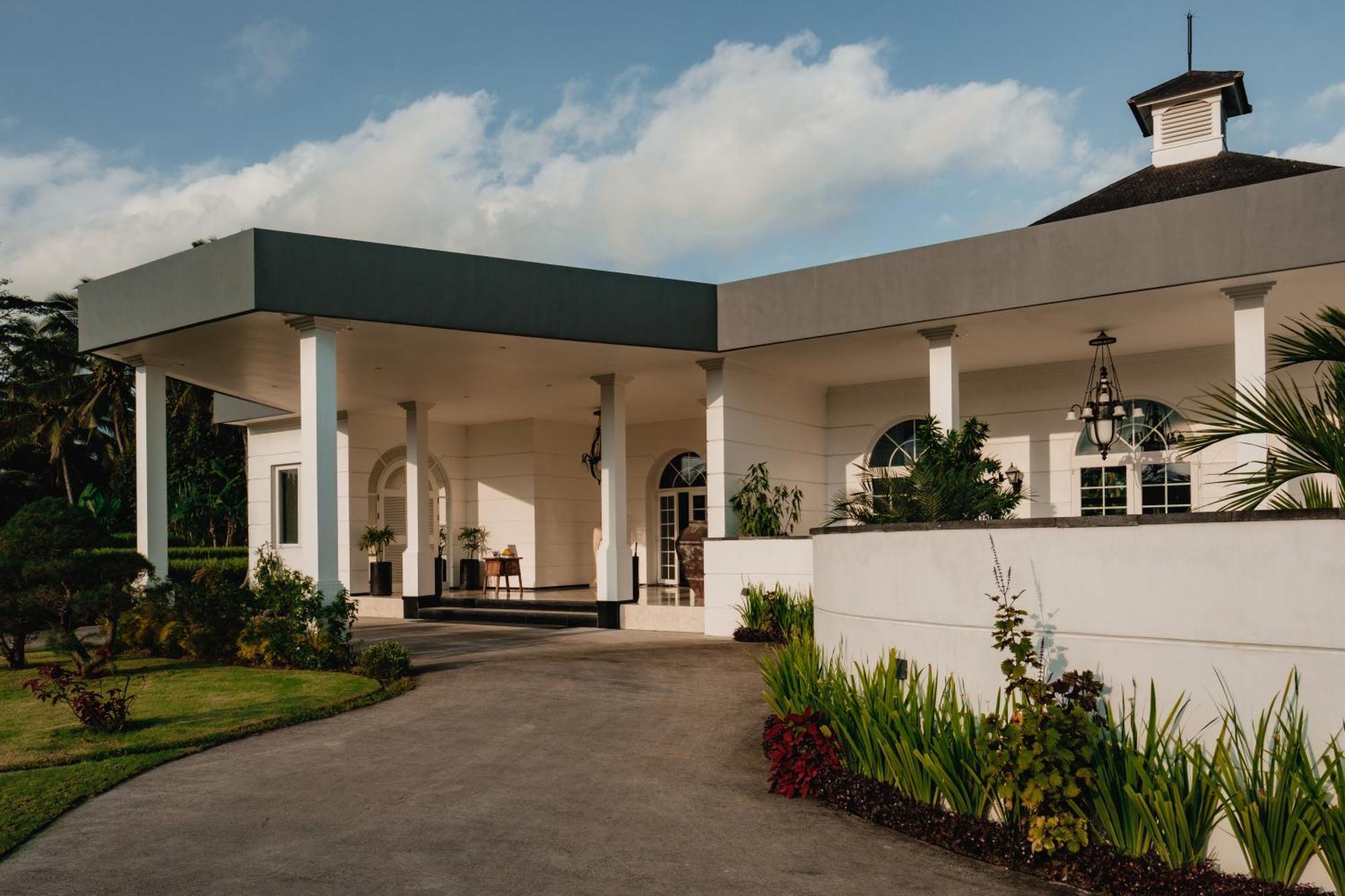 Cascades Suites Ubud Exterior foto